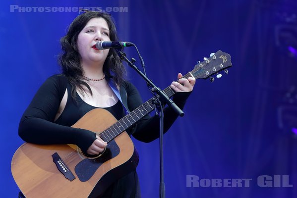 LUCY DACUS - 2022-08-27 - SAINT CLOUD - Domaine National - Grande Scene - Lucy Dacus